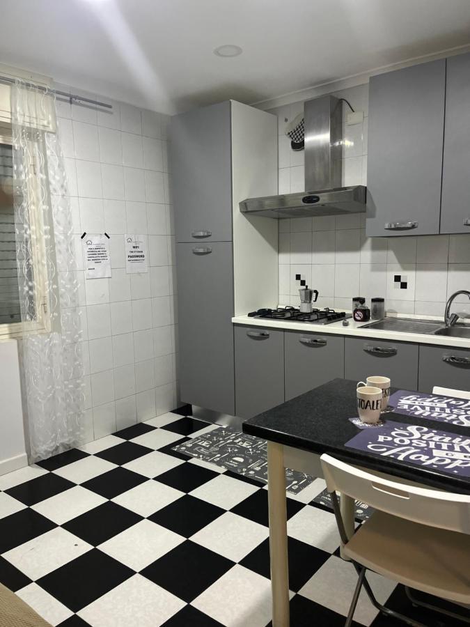 Apartamento Lacasinadisofisa Nápoles Exterior foto